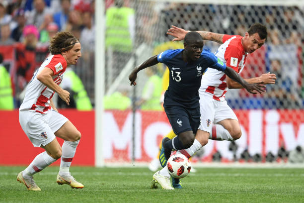 这位年轻中 这位年轻中