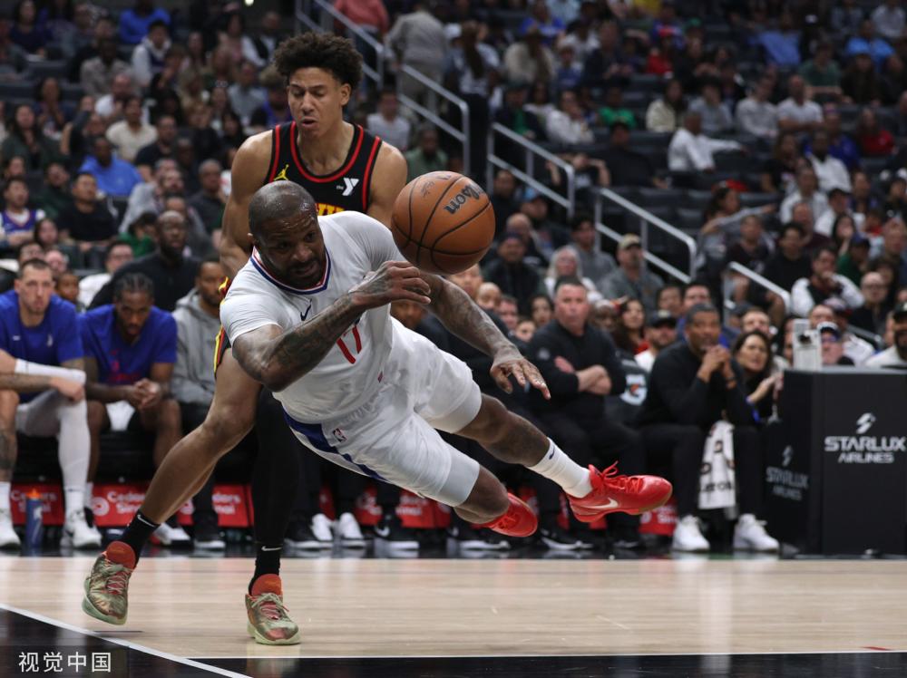 容在攻守转 容在攻守转